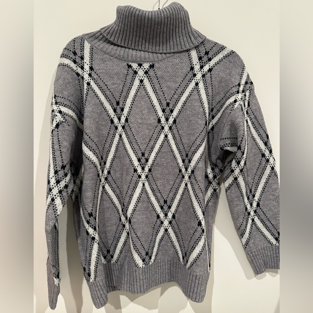 Turtleneck cashmere sweater